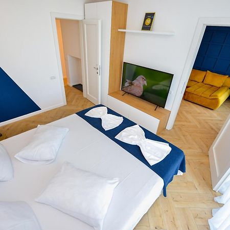 Downtown By Grand Accommodation Букурещ Екстериор снимка