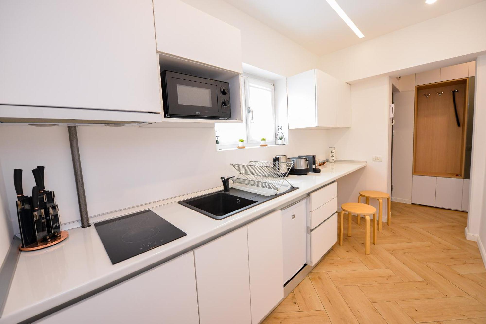 Downtown By Grand Accommodation Букурещ Екстериор снимка
