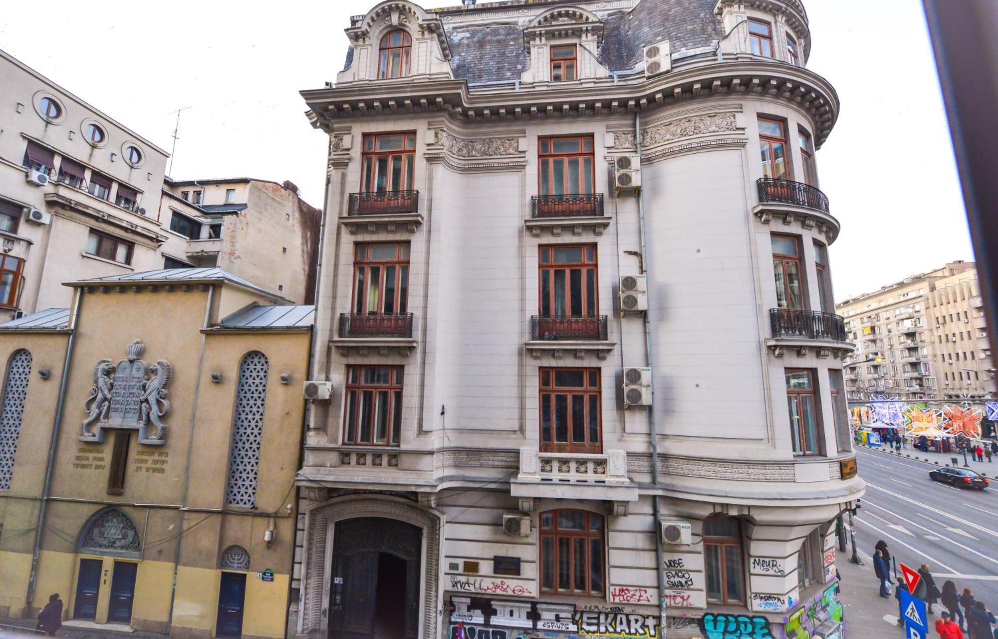 Downtown By Grand Accommodation Букурещ Екстериор снимка