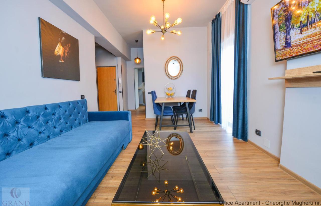 Downtown By Grand Accommodation Букурещ Екстериор снимка